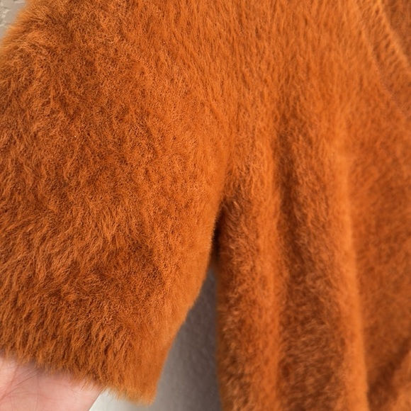 Maeve Scoop Neck Eyelash Fuzzy Sweater Tee Orange size XL - Picture 2 of 7